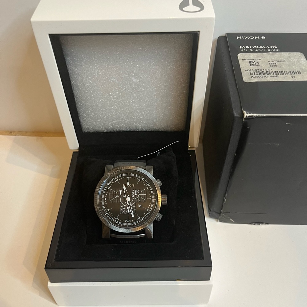 Nixon Magnacon Watch